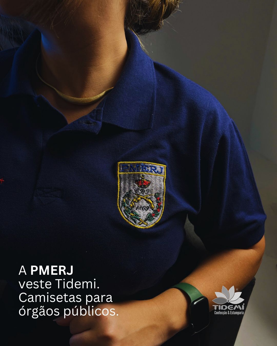 Camisa polo premium PMERJ com bordado computadorizado